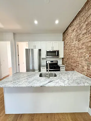Rented by MADEHOME | media 7