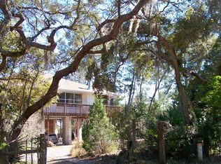 12771 Jernigan Ave, Cedar Key, FL 32625