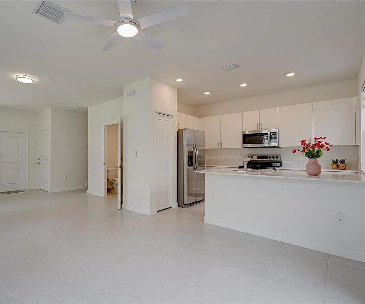 3 bed, $2,750 — Photo 4