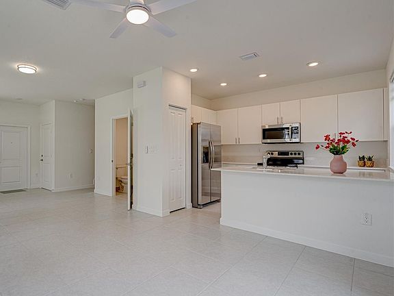 4th image of 13100 SW 232nd Ter #0