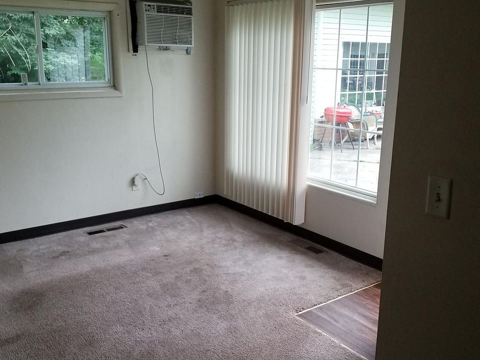 1st image of 2358 Newton St