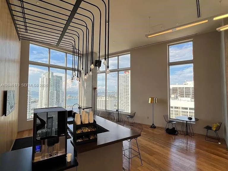 151 SE 1st St #Penthouse 07 — Photo 22
