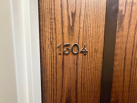 2nd image of 1470 Summer St