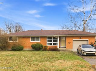 4343 Charlotte Ann Dr, Louisville, KY 40216