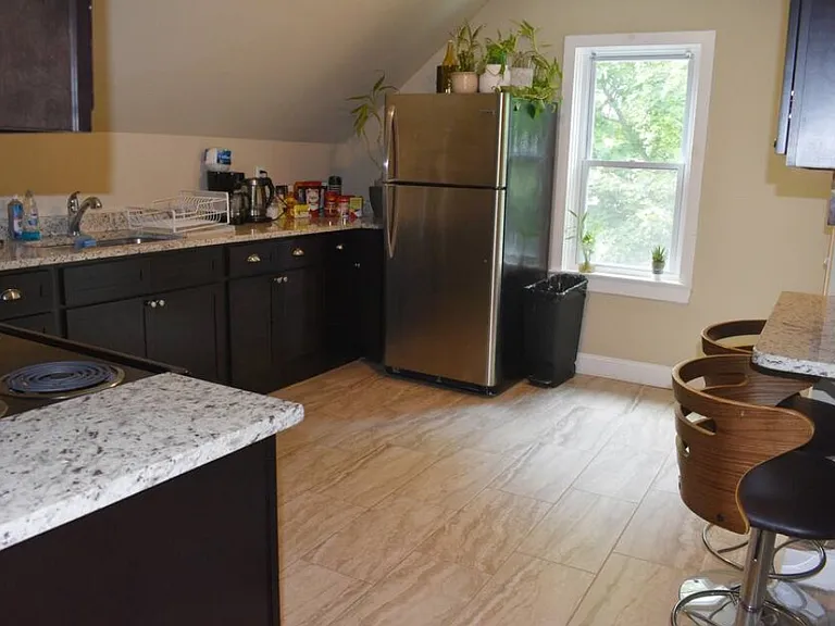 86 Home Ave #3 — Photo 2