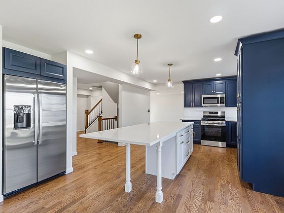 5th image of 751 Aberdeen Ln