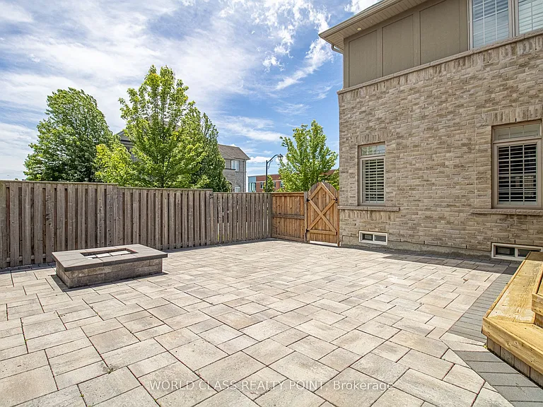 67 Turnerbury Ave — Photo 45