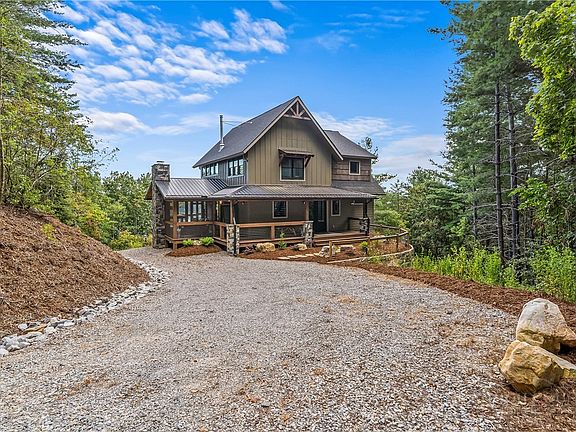 3rd image of 264 Porters Way