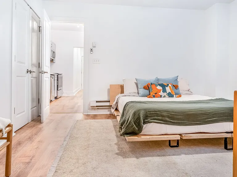 The Netherlands Apartments — Photo 8