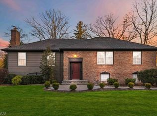 1 Coursen Way, Madison, NJ 07940