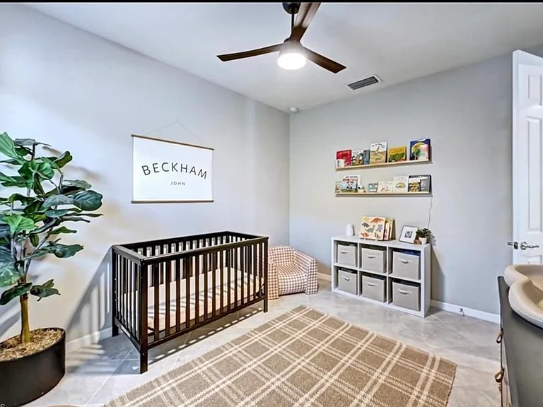 3564 E Hampton Cir #1 — Photo 7