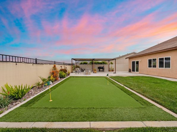 30886 Hawkscrest Dr, Winchester, CA 92596