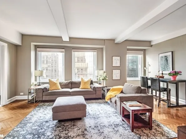 160 Central Park South image 3 of 6