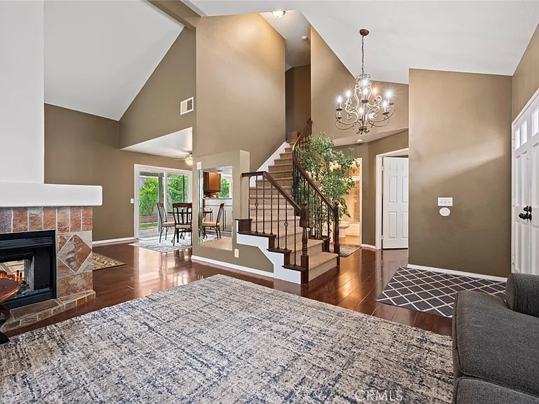 36 Woodswallow Ln — Photo 4