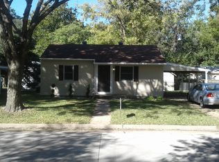 2017 Hayes Dr, Manhattan, KS 66502