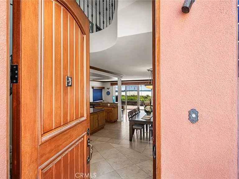 6915 E Seaside Walk — Photo 8