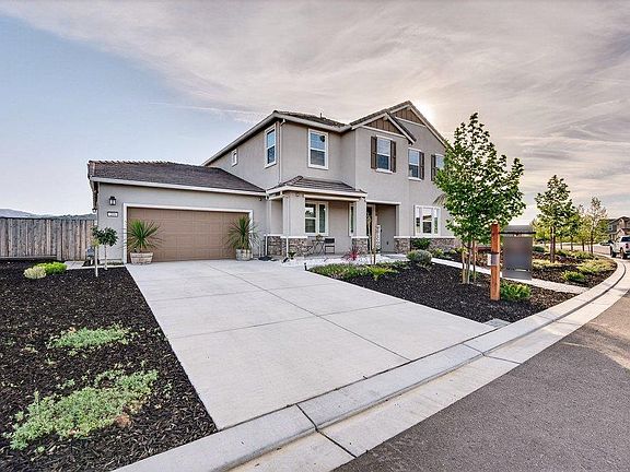 2nd image of 288 Luna Way