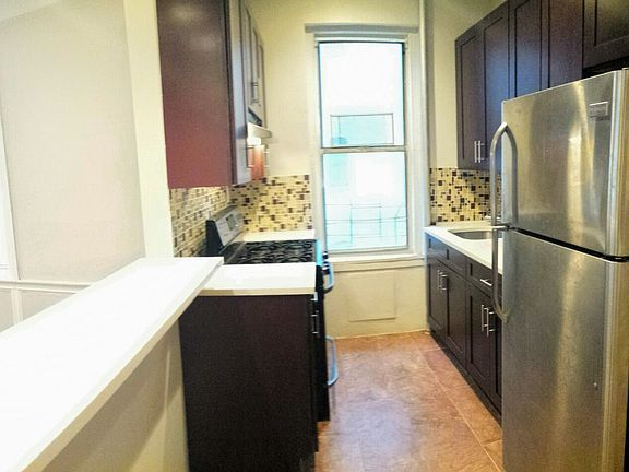 2nd image of 530 E 22nd St APT 3H