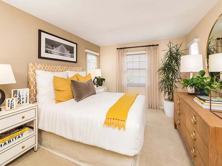 Woodbury Place Apartment Homes — Photo 6