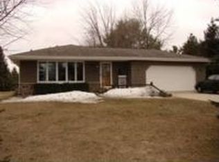 1309 W Washington Ave, Cleveland, WI 53015