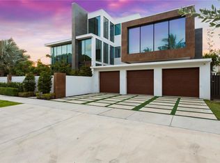 1400 Bayview Dr, Fort Lauderdale, FL 33304