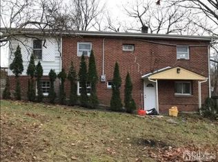 70 Wood Ave, Iselin, NJ 08830