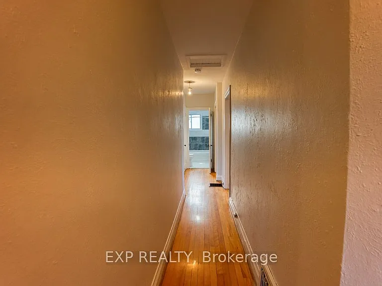448 Holland Ave — Photo 16