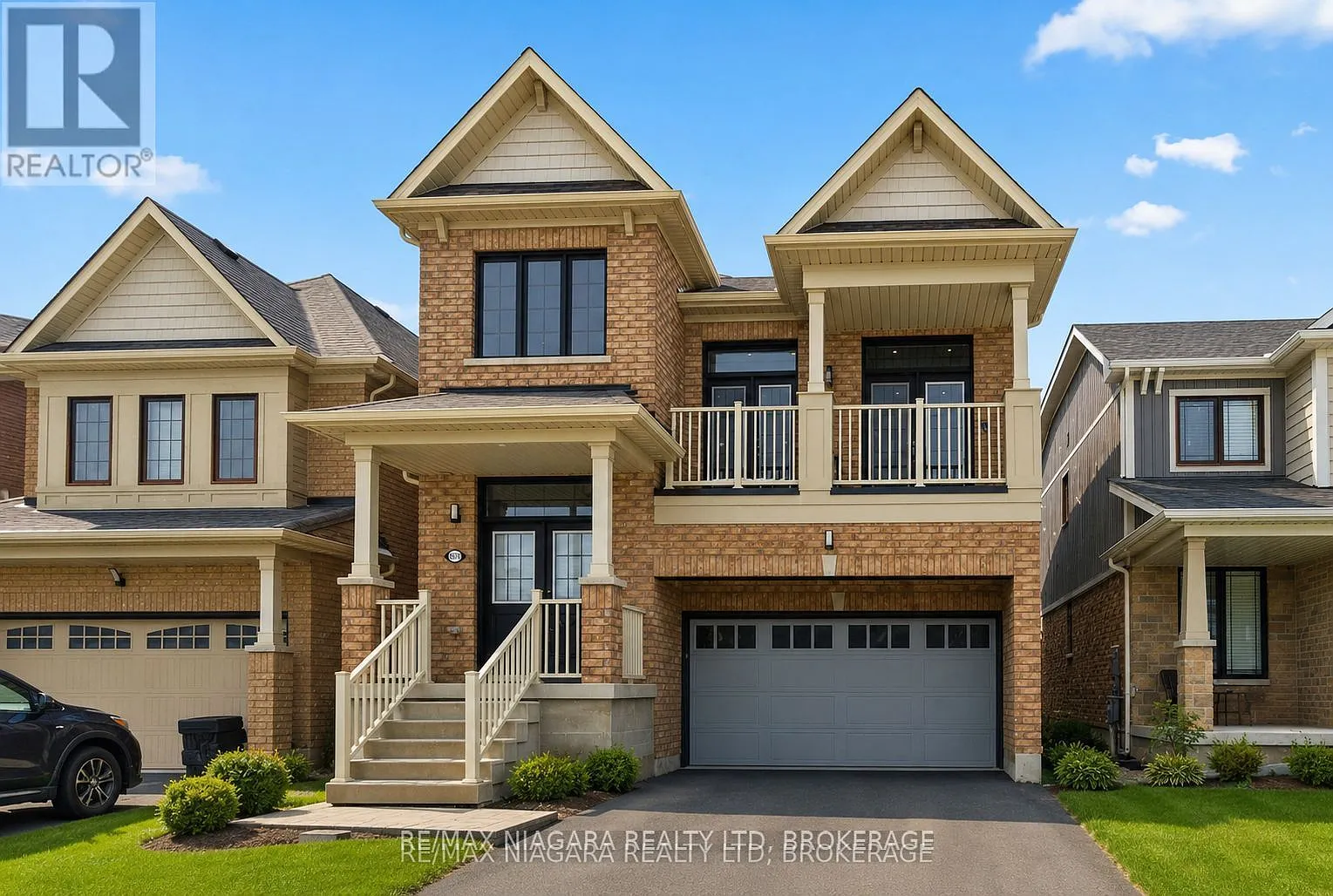 4 bed, $3,300 — Photo 1