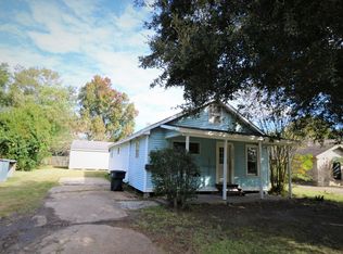 4300 Wilson Ave, Groves, TX 77619