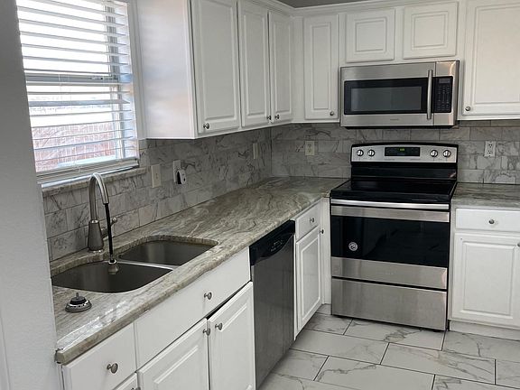 4th image of 4161 Coral Springs Ct