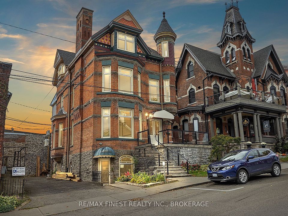 1st image of 10 Victoria Ave