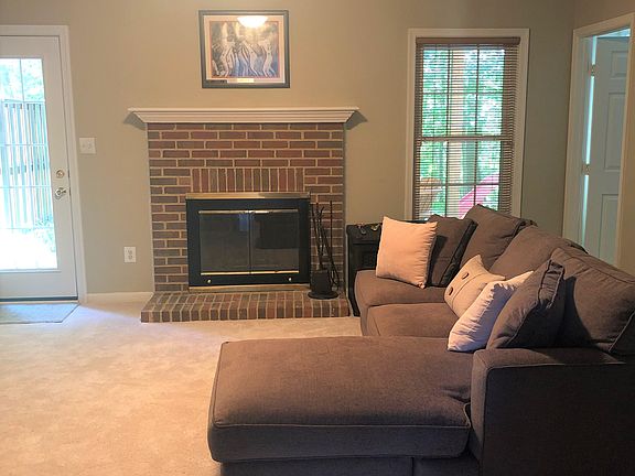 4th image of 11579 Avondale Dr