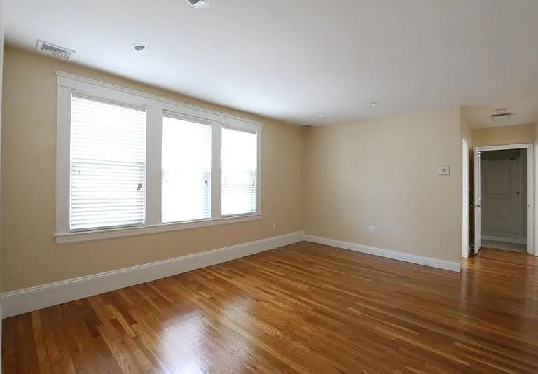 38 Medford St — Photo 5