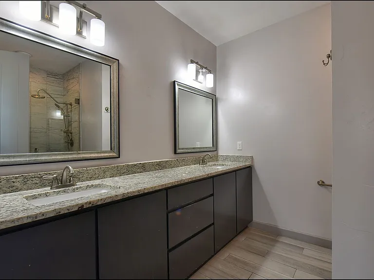 312 Vin Almoradi Ct — Photo 26