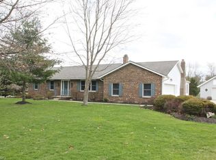 8635 Wiese Rd, Brecksville, OH 44141