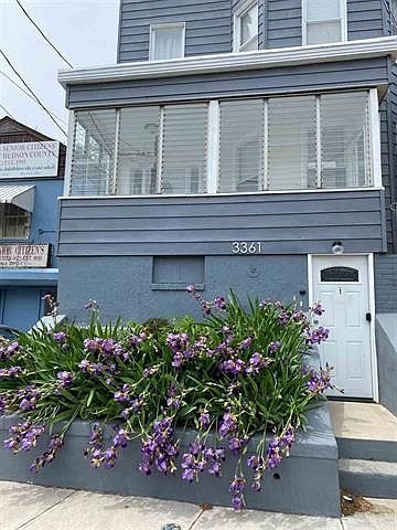 1st image of 3361 Kennedy Blvd #1