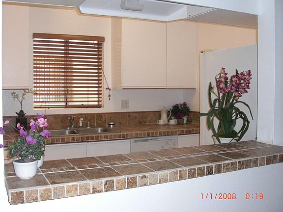 2nd image of 1422 N Martel Ave APT 4