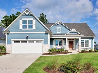 62 Shoal Ave, Hampstead, NC 28443