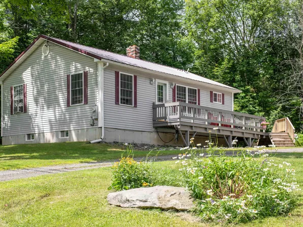 57 Hartland Road, Saint Albans, ME 04971