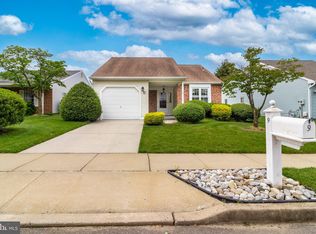 9 Ewing Ct, Mount Laurel, NJ 08054