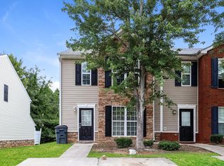 1910 Grove Way, Hampton, GA 30228