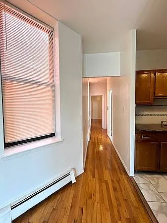 924 Hancock St #5 — Photo 10