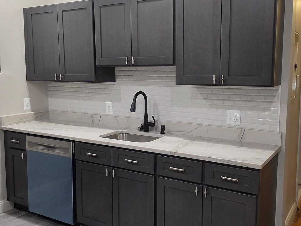 1st image of 58 Clarkson St #1