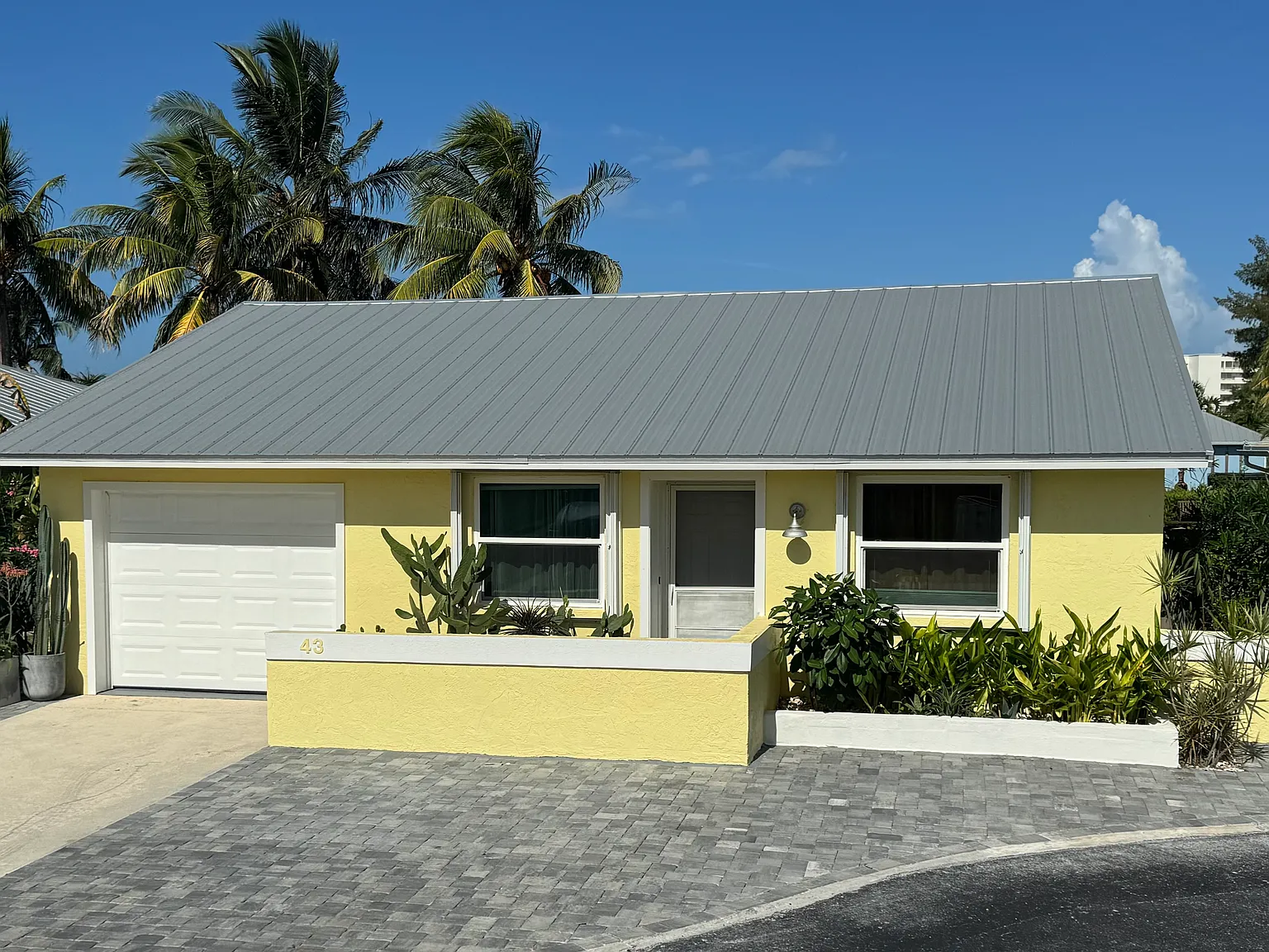43 Aqua Ra Dr — Photo 2