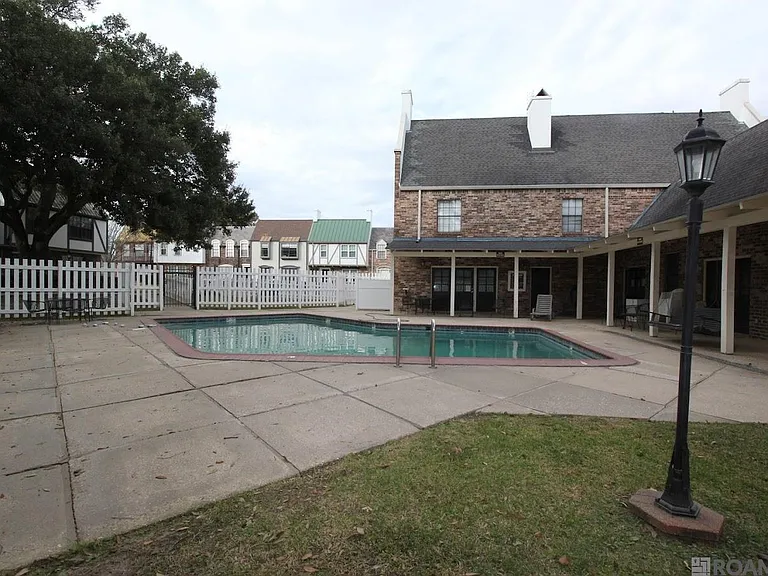 10111 Jefferson Hwy — Photo 22