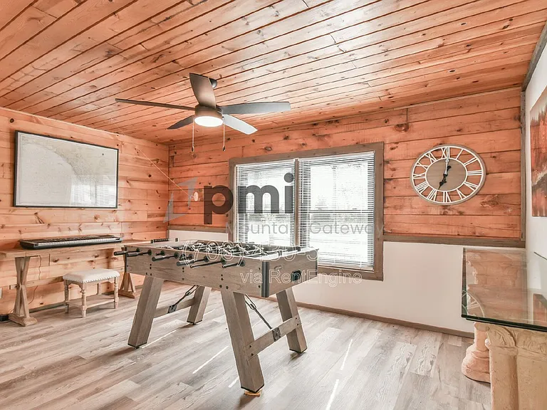 230 Silver Maple Ln — Photo 9