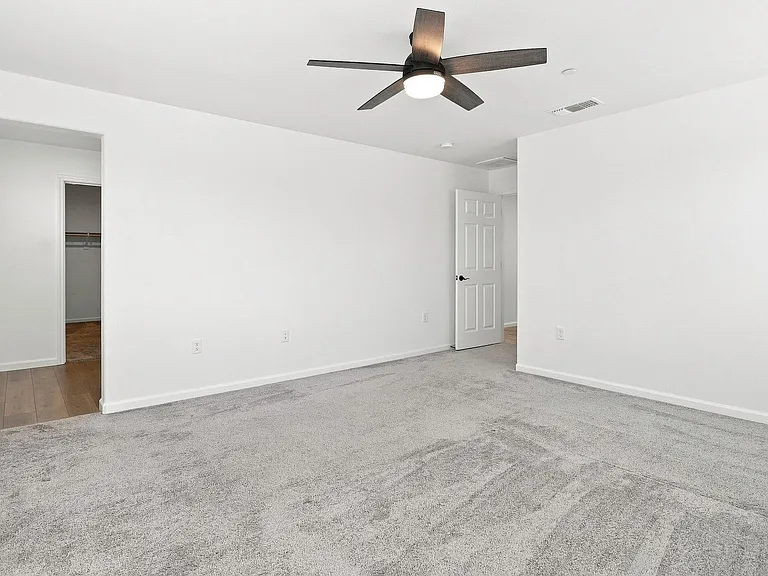 516 Silver Cloud Ct — Photo 9