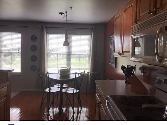 4th image of 3980 Forester Blvd