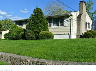 157 Deerfield Ave, Waterbury, CT 06708