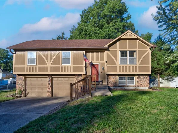 5712 Long Ave, Shawnee, KS 66216